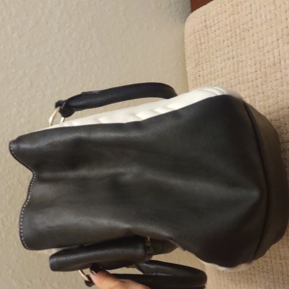 Betsey Johnson Chevron Satchel & Pouch - Picture 5 of 14